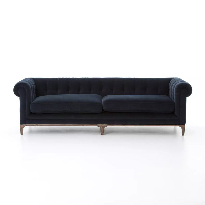 Claussen Sofa
