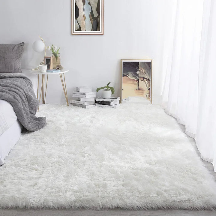 Mamduh Handmade Shag Faux Sheepskin White Rug