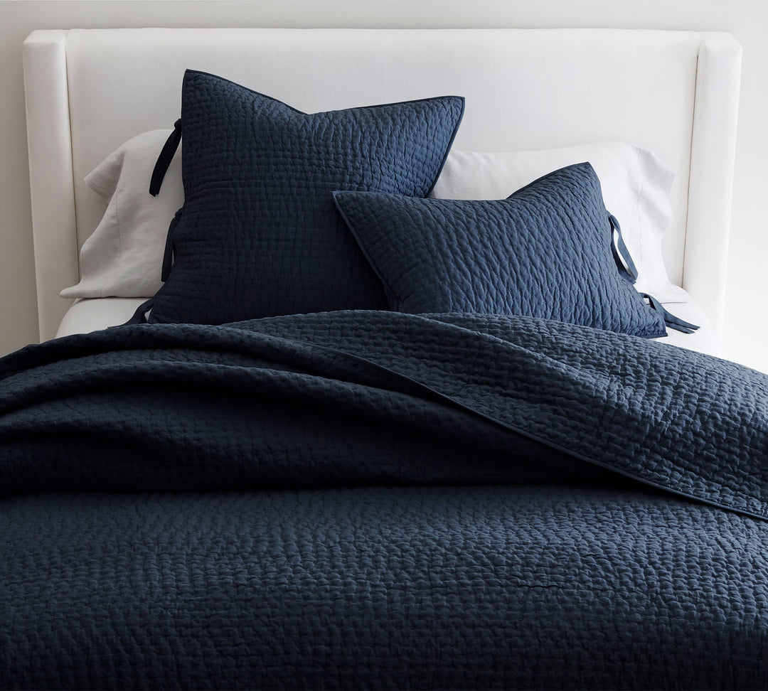Pick Stitch Handcrafted Cotton Linen Quilt-Queen