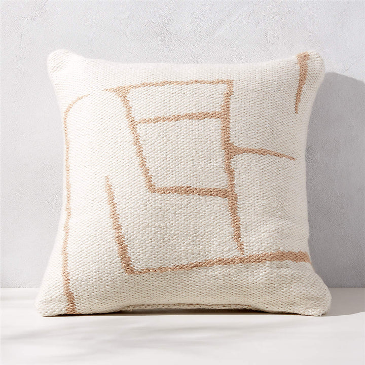 FARO NATURAL AND WHITE OUTDOOR THROW PILLOW