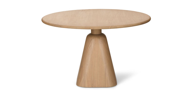 Kurasi Dining Table