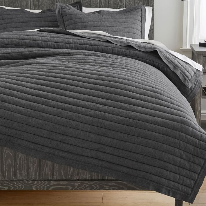 True Blue Light Weight Comforter Queen