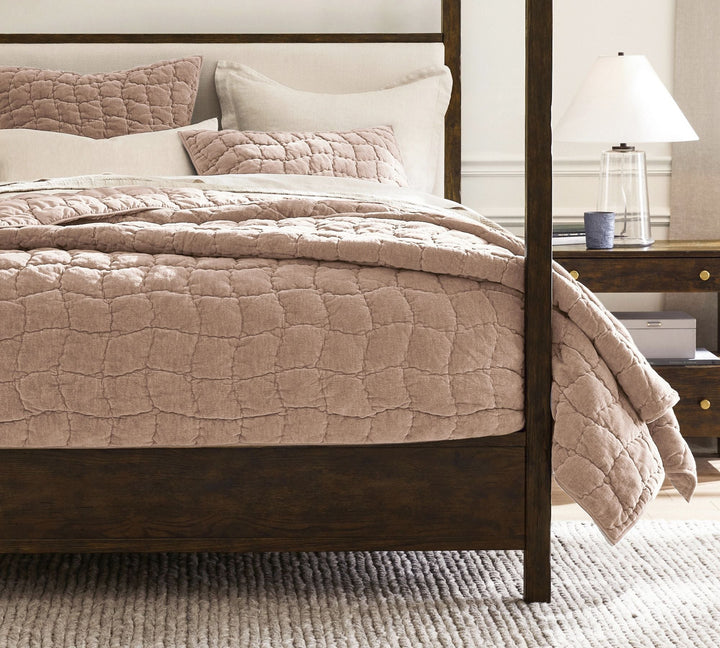 Cozy Cloud Handcrafted Quilt-King