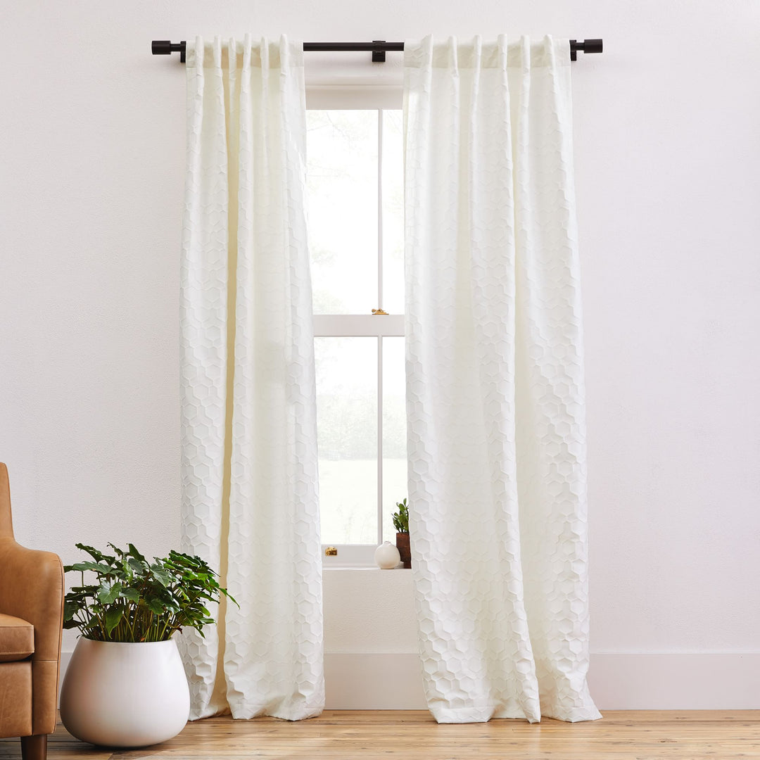 Honeycomb Jacquard Curtain Pearl 84