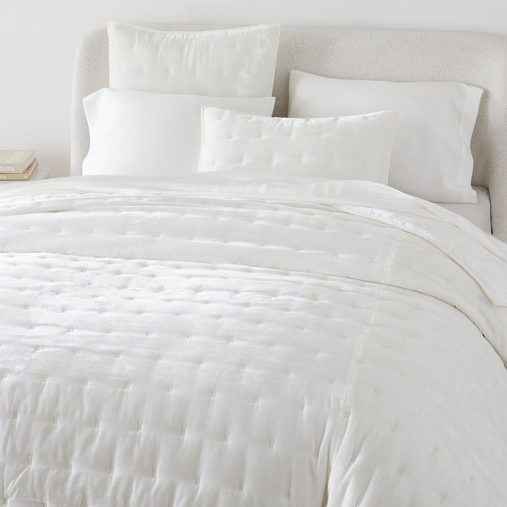 Lush Velvet Tack Stitch Quilt-King
