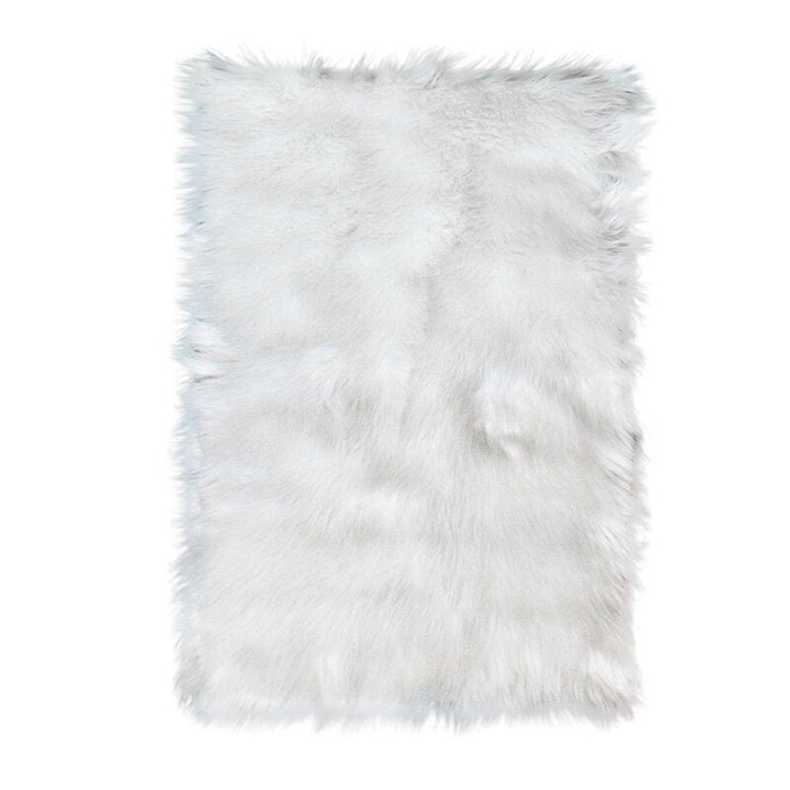 Charlotte Handmade Shag Faux Sheepskin White Area Rug-5'x7'