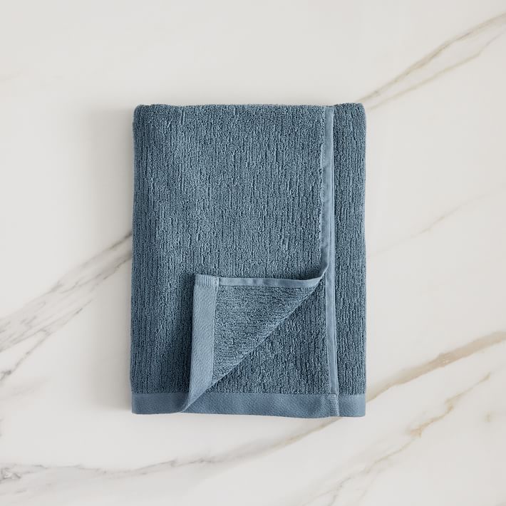 Everyday bath Towel Haning