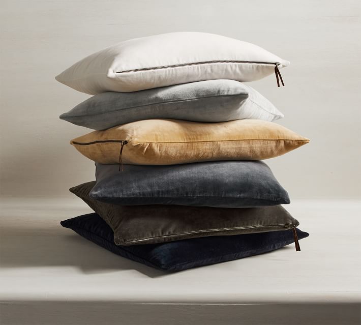 Everywhere Velvet Pillow Cover no insert