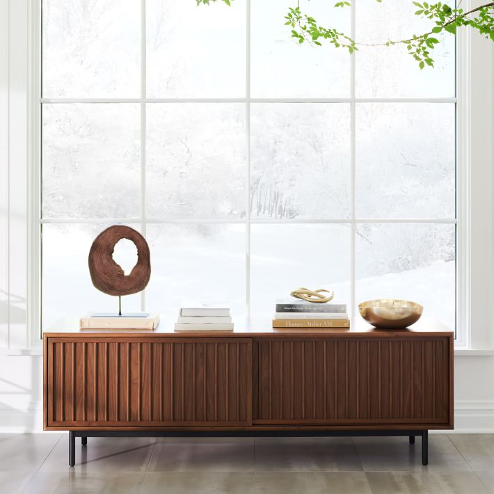 Wood Slice Object on Stand