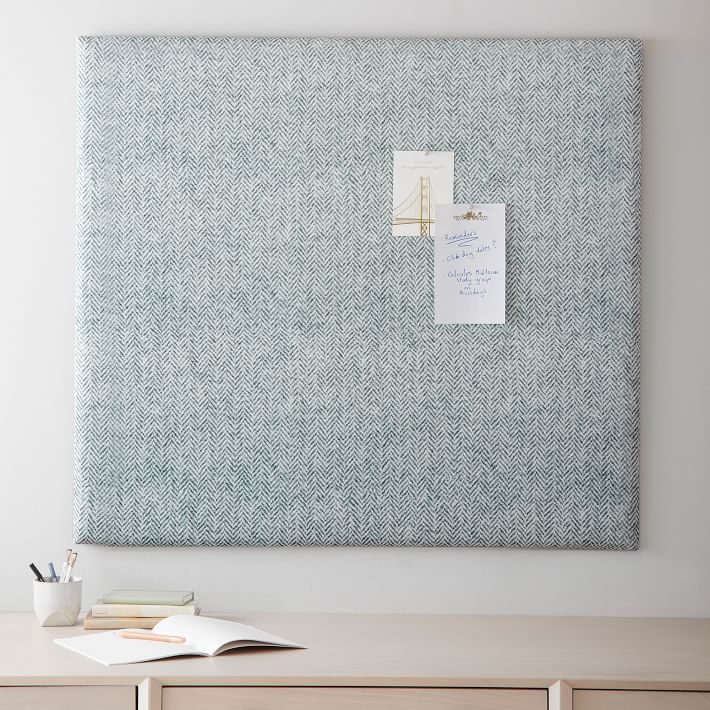 Oversized Dorm Pinboard