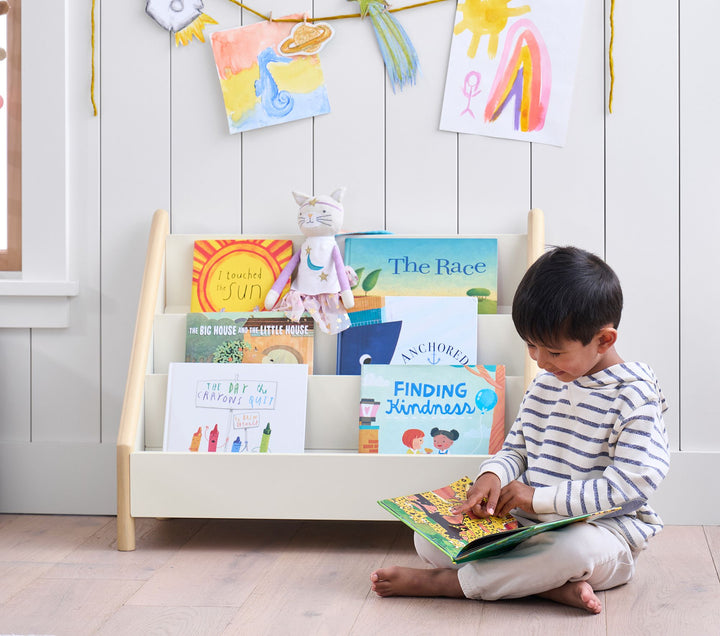 Avery Low Bookrack