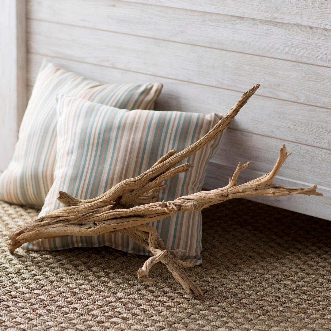 Adolfa Decorative Natural California Driftwood Branch-18"
