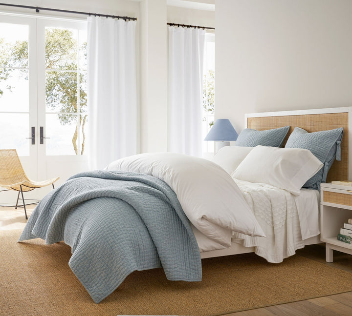 Pick Stitch Handcrafted Cotton Linen Quilt