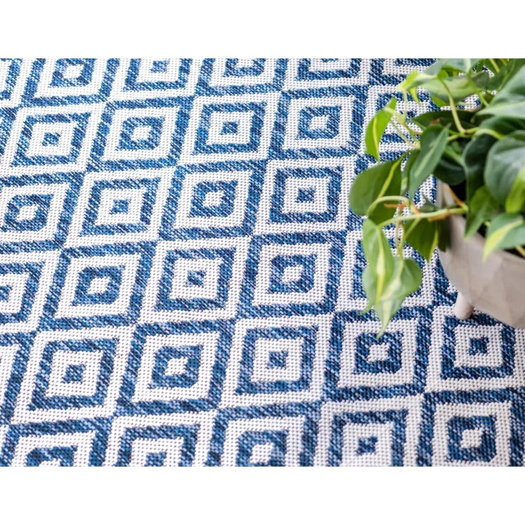 Geometric Indoor Outdoor Area Rug-6'x9'