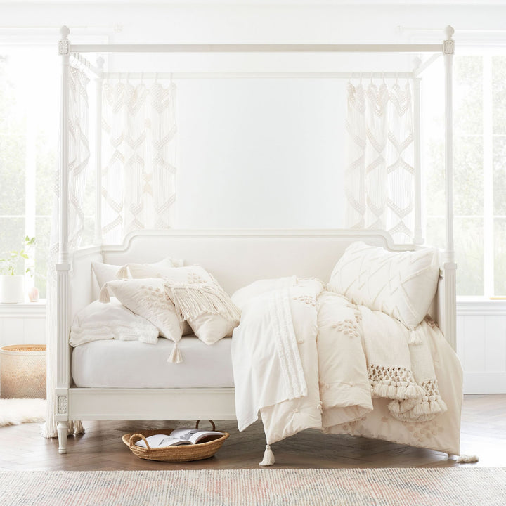 Luna Diamond Tufted Quilt Ivory Queen