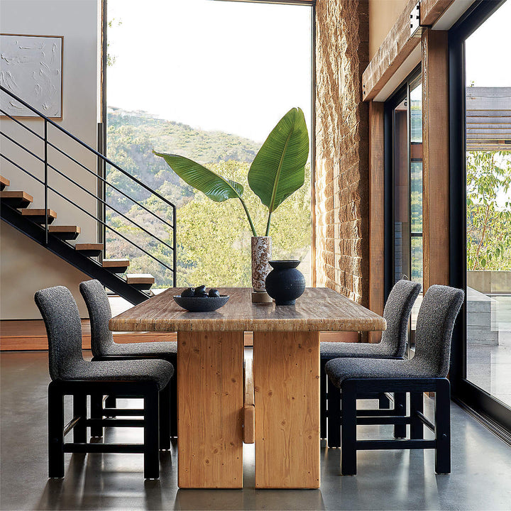 Descanso Brown And White Vase