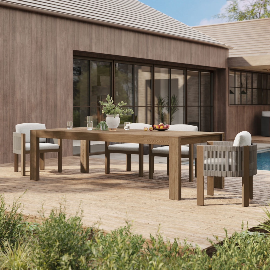 Telluride Outdoor Extendable Dining Table