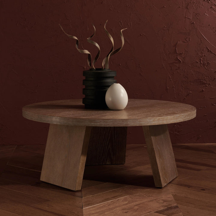 Mattelynn Coffee Table
