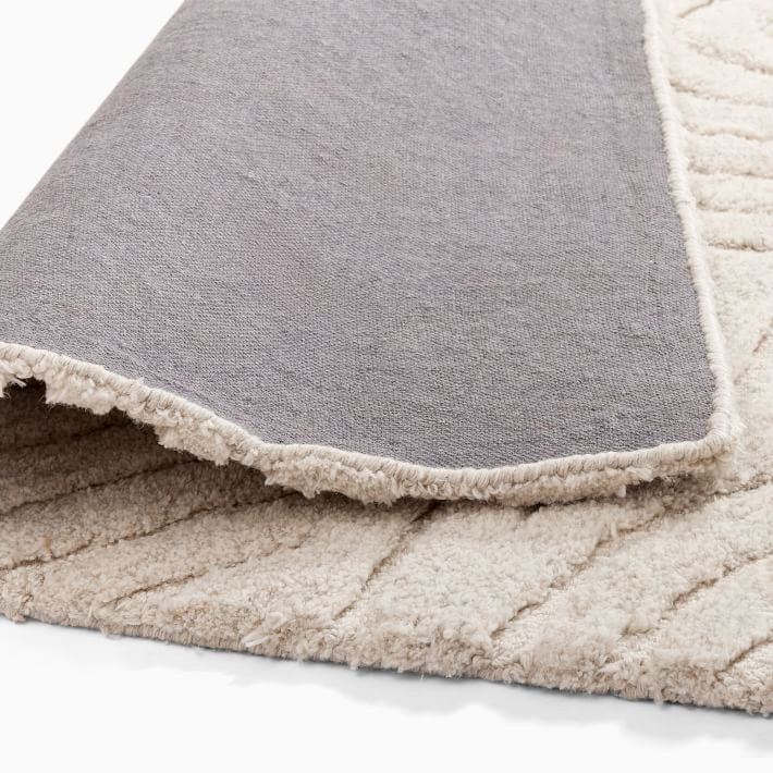 Curved Lines Easy Care Rug-2.5'x9'