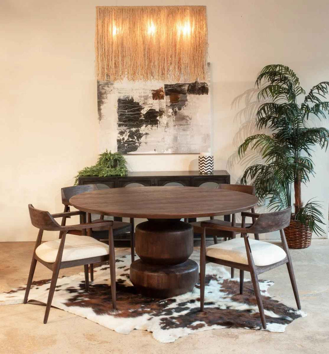 Cambridge Round Dining Table