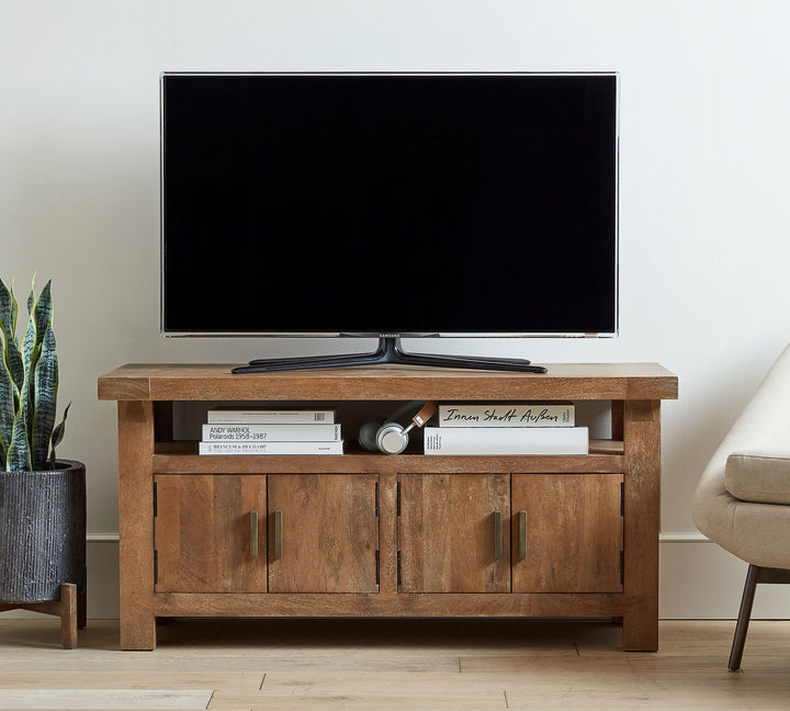 Reed Media Console