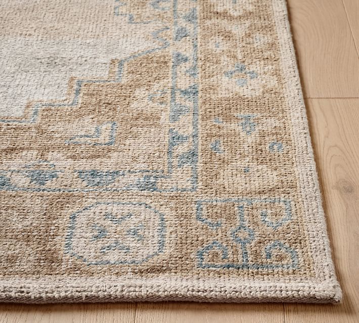 Finn Hand Knotted Wool Rug