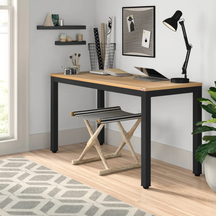 Sasuke Desk