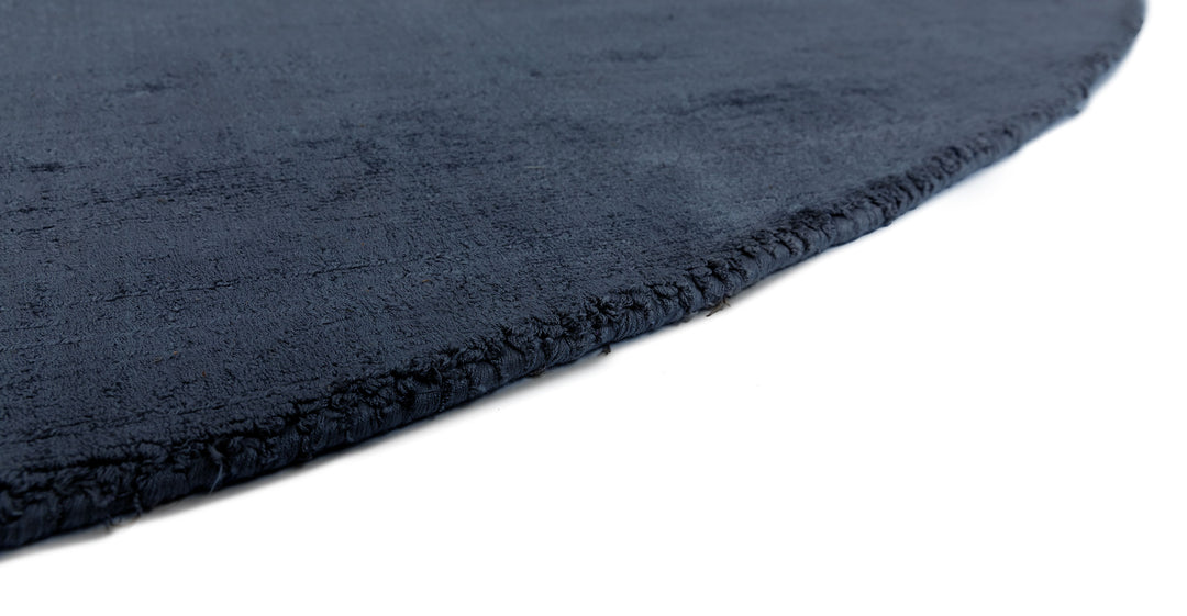 Crush Hale Navy Rug 9'