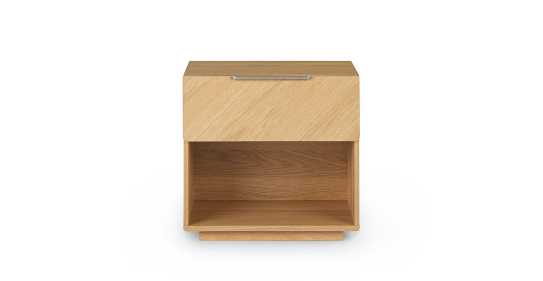 Nera Oak Nightstand