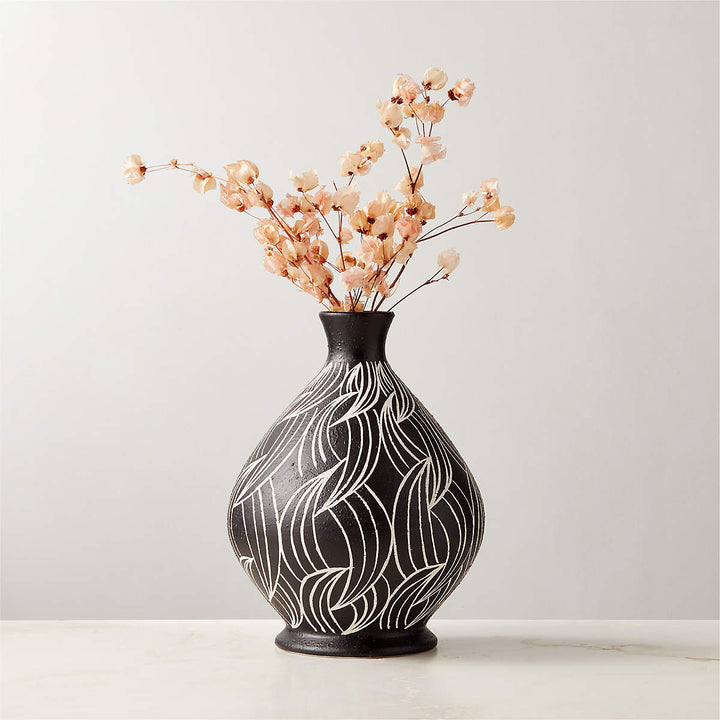 LECTRA BLACK AND WHITE PATTERNED CERAMIC VASE