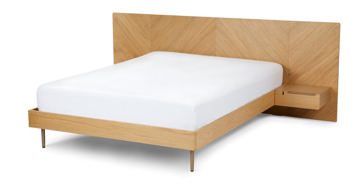 Nera Oak Queen Bed with Nightstands