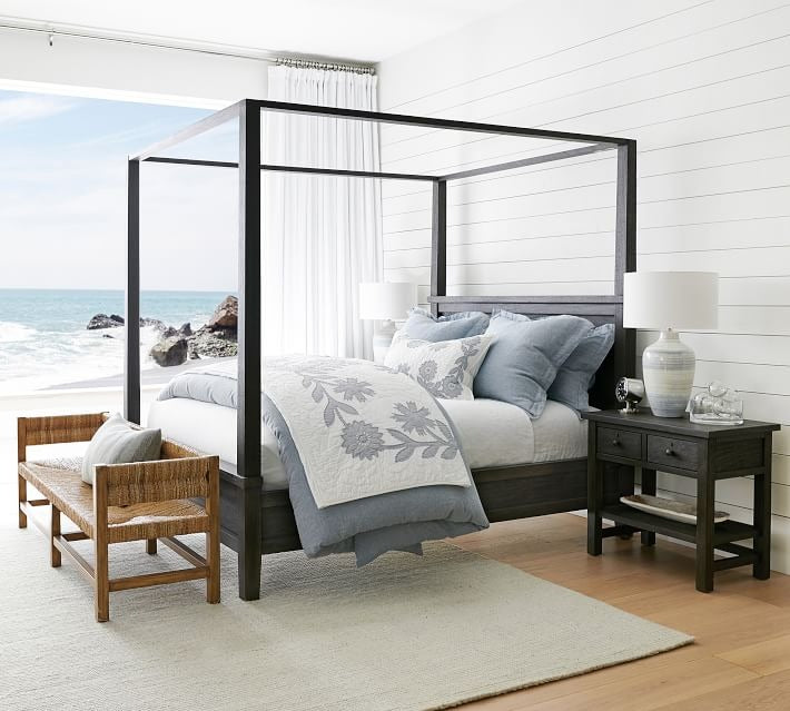Farmhouse Canopy Bed Queen