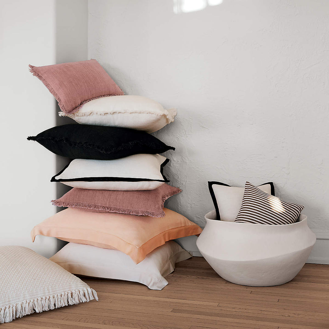 Eyelash Mauve Linen Throw Pillow With Insert