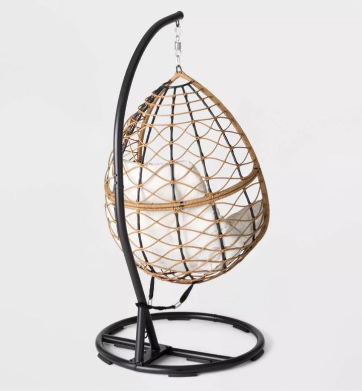 Britanna Patio Hanging Egg Chair