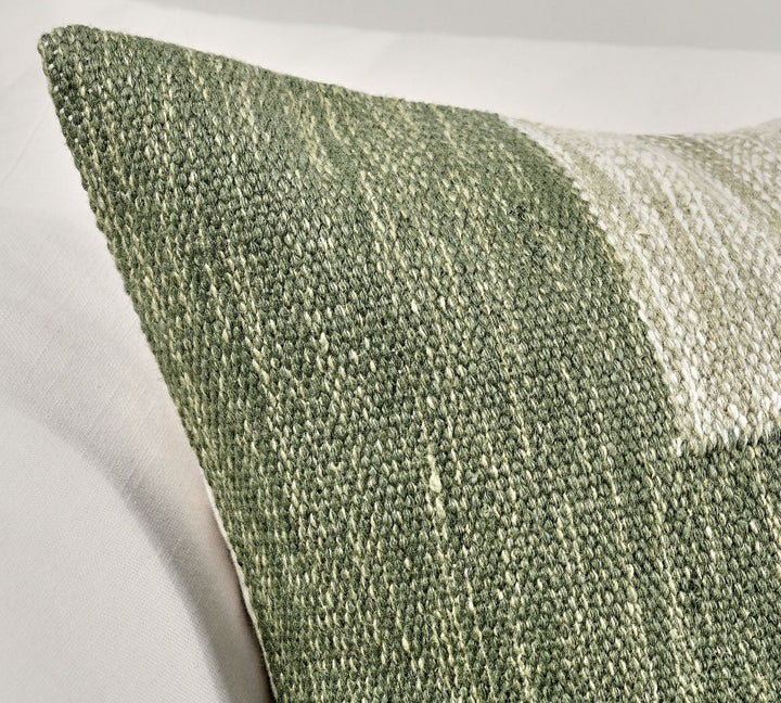 Laurel Textured Pillow Cover-22"x22"