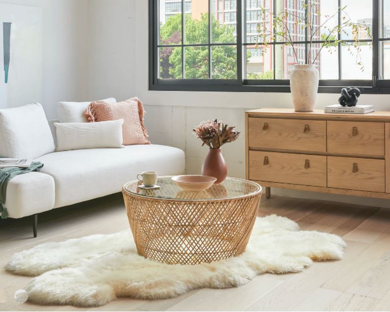 Lanna Ivory Sheepskin Throw 4 X 6