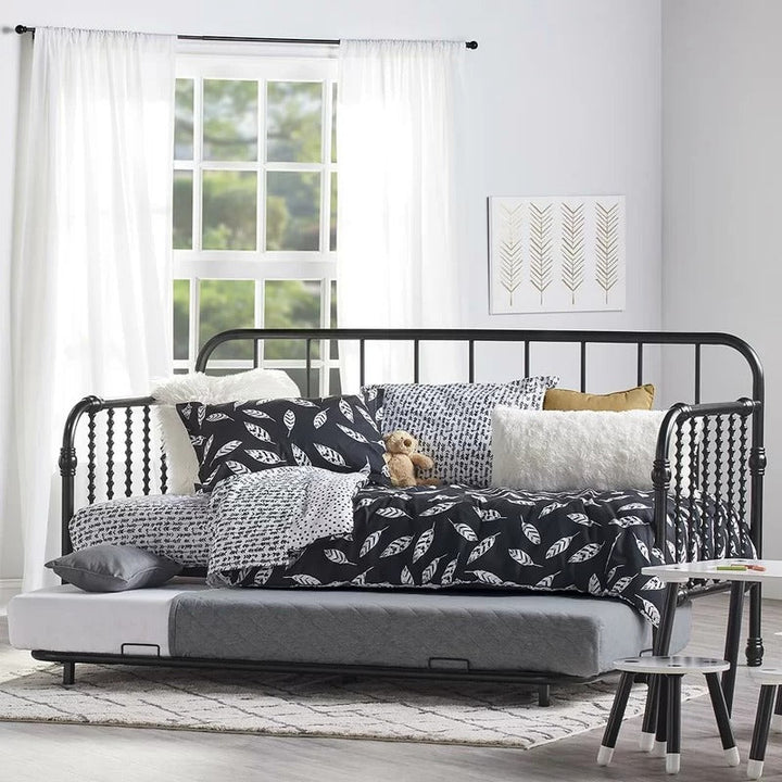 Monarch Hill Wren Twin Daybed with Trundle