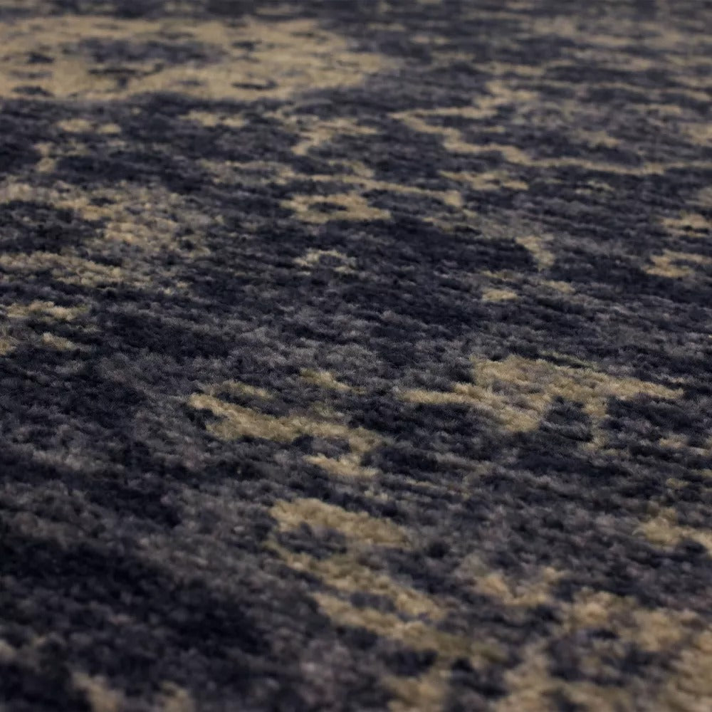 Vintage Distressed Rug 7x10