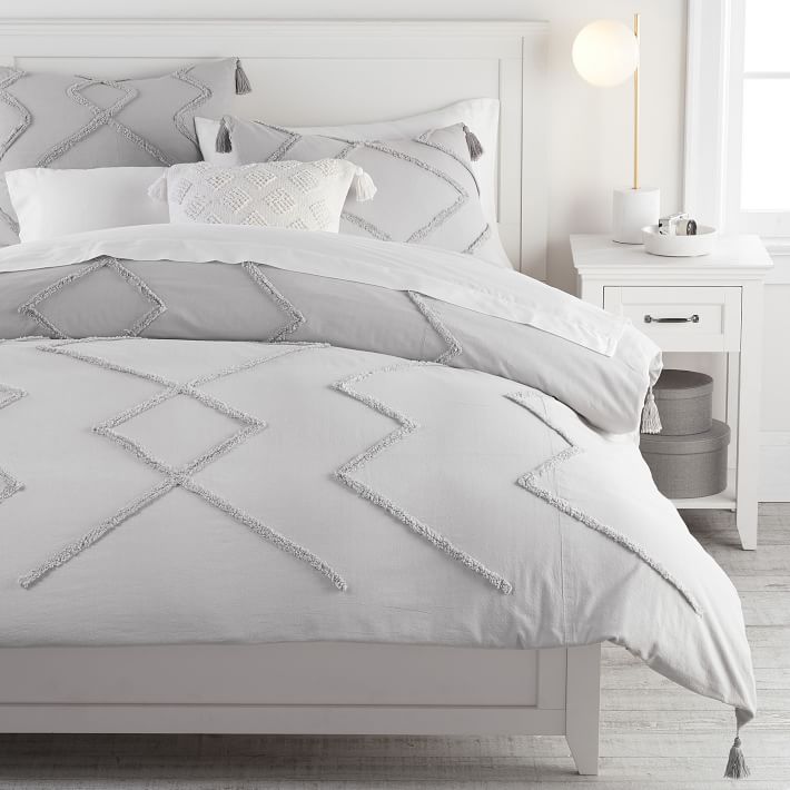 Ashlyn Tufted Organic Duvet Cover Queen
