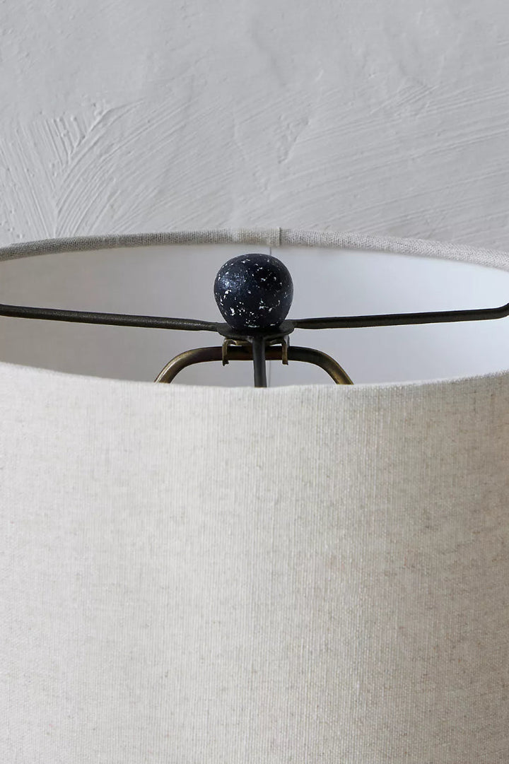 Kantharos Table Lamp