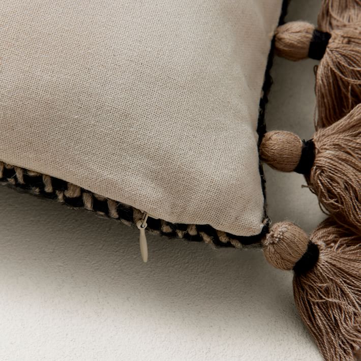 Two-Tone Chunky Linen Tassels Pillow Cover 21"x12"