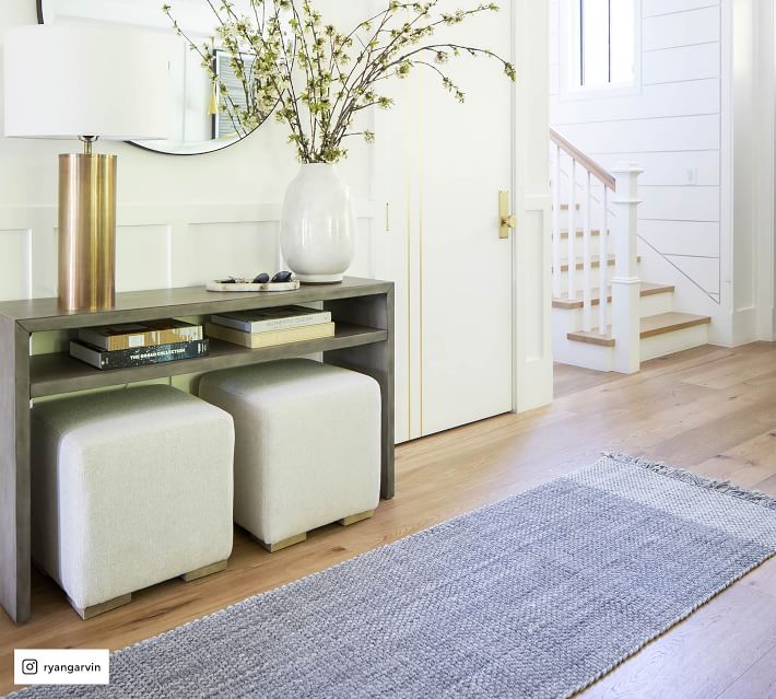Universal Upholstered Cube