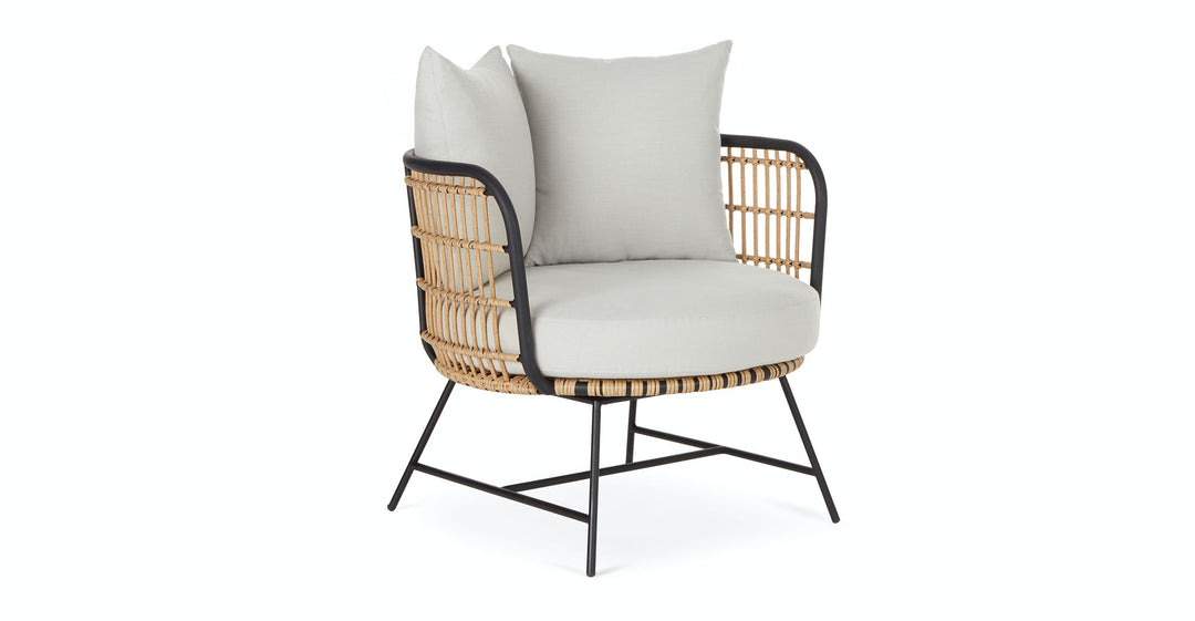 Onya lily white lounge chair