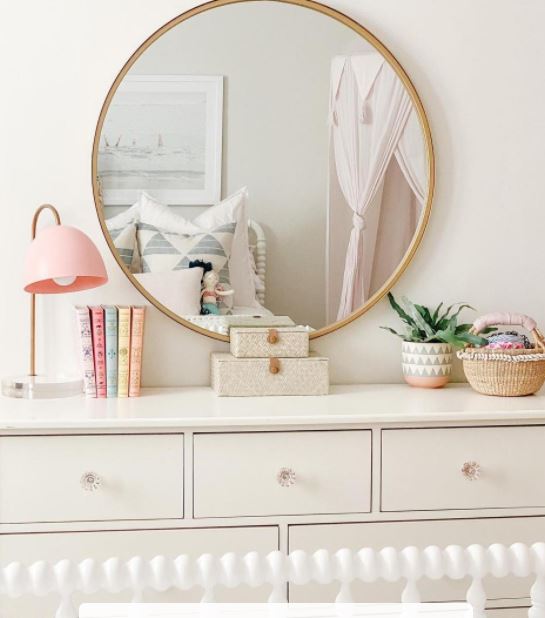 Round Decorative Wall Mirror