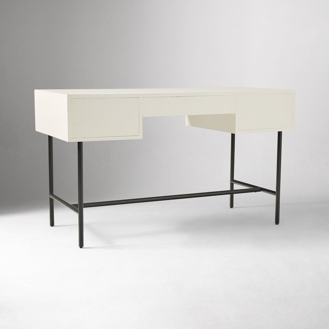 Quinn Desk