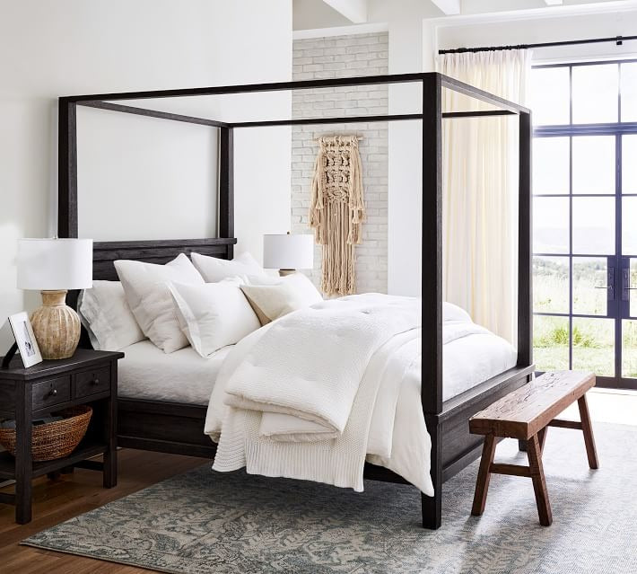 Farmhouse Canopy Bed Queen