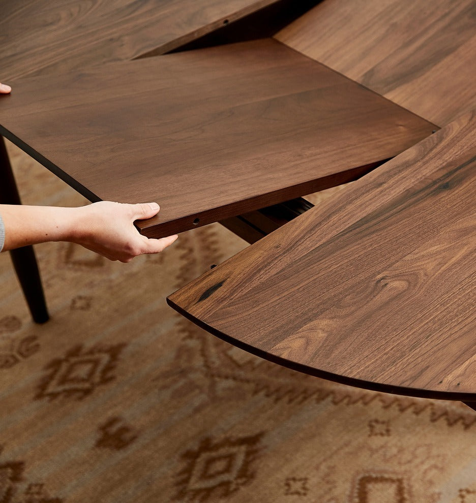 Shaw Extendable Round Table