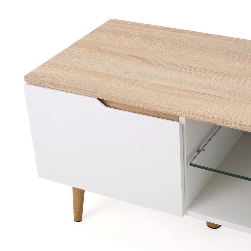 Daniyla Media Console