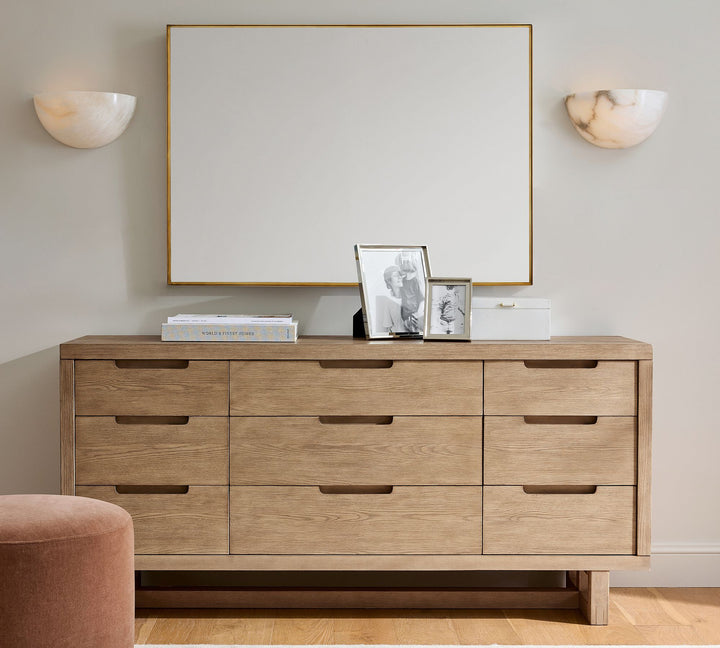 Windham Alabaster Sconce