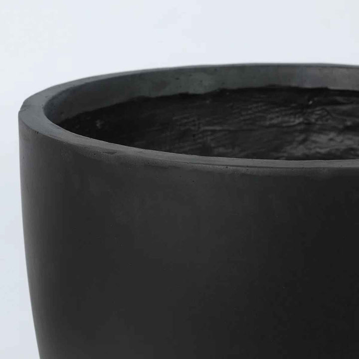 Acushnet Pot Planter